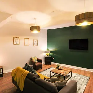 https://3-bedroom-city-centre-townhouse.hotelsin-nottingham.com